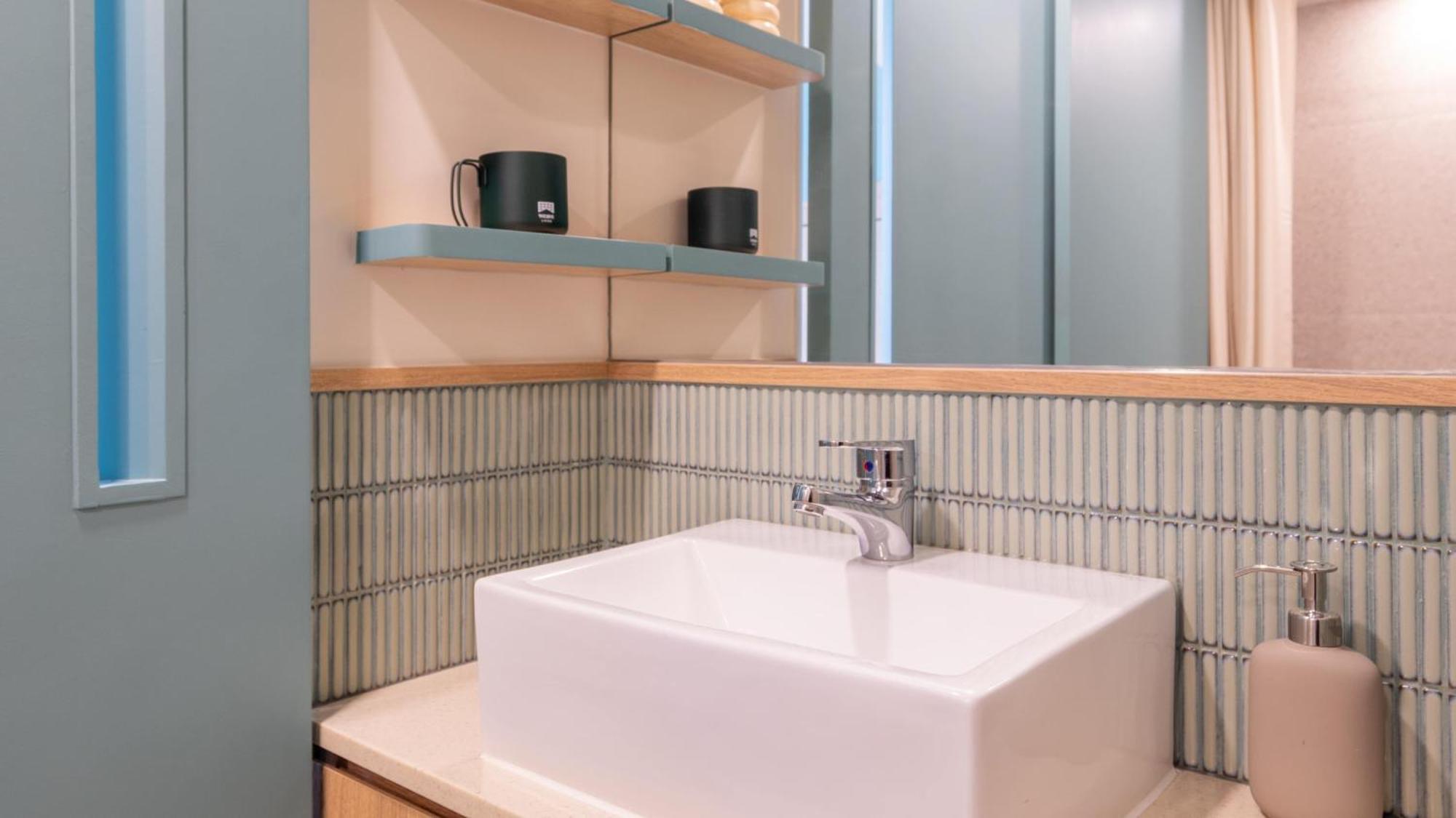 Weave Studios - Sai Ying Pun Гонконг Экстерьер фото